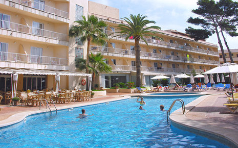 1 Woche Mallorca im 4* Hotel Alondra inkl. Flug, Transfer und Halbpension ab 429 Euro